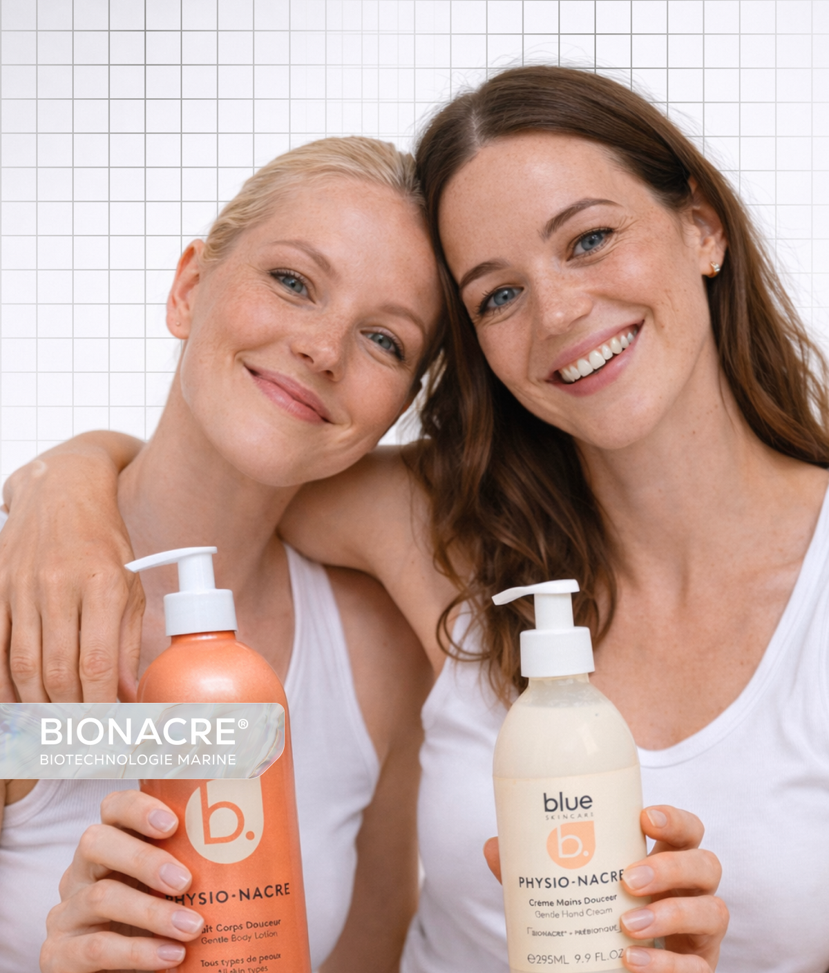 Duo Hydra Douceur Physio Nacre comprenant le lait corps douceur et la crème mains douceur pour hydrater, nourrir et protéger les peaux sèches et sensibles au quotidien. Soins enrichis en BIONACRE pour régénérer et renforcer la peau.